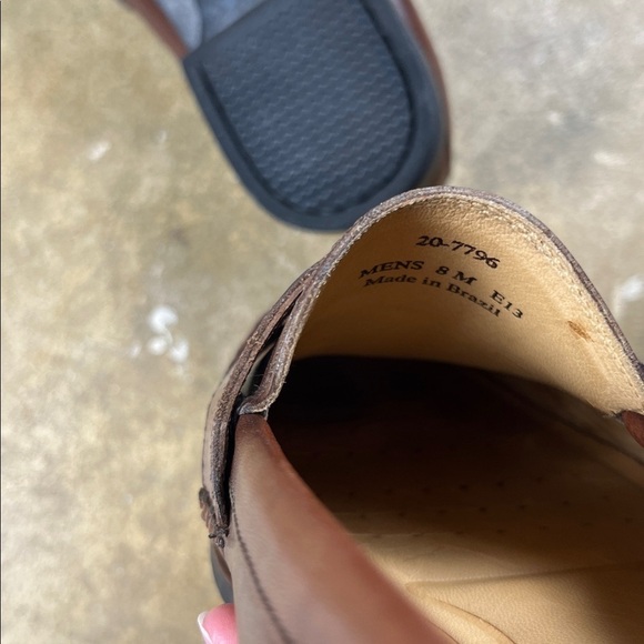 Johnston and Murphy Brown Leather Loafers Size: 8 display picture 1